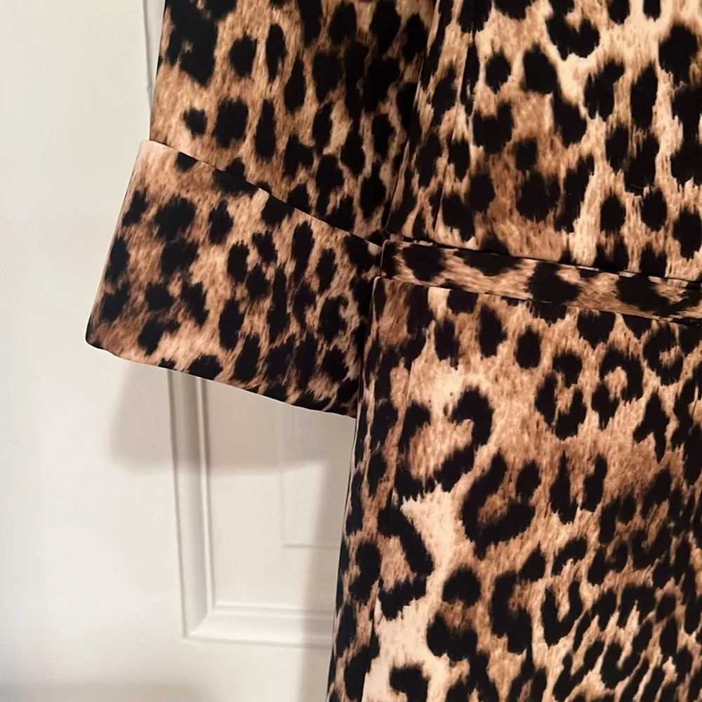 Express Cheetah Blazer - Picture 2 of 7